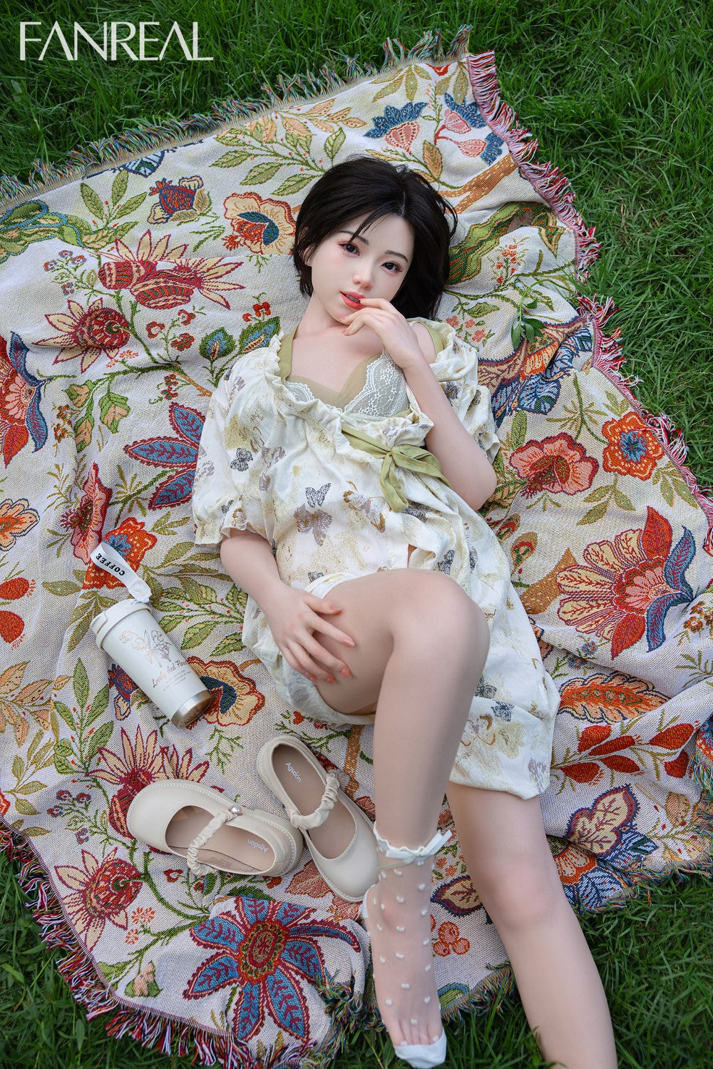 Molly sexdukke (FanReal Doll 153 cm B-cup silikone)