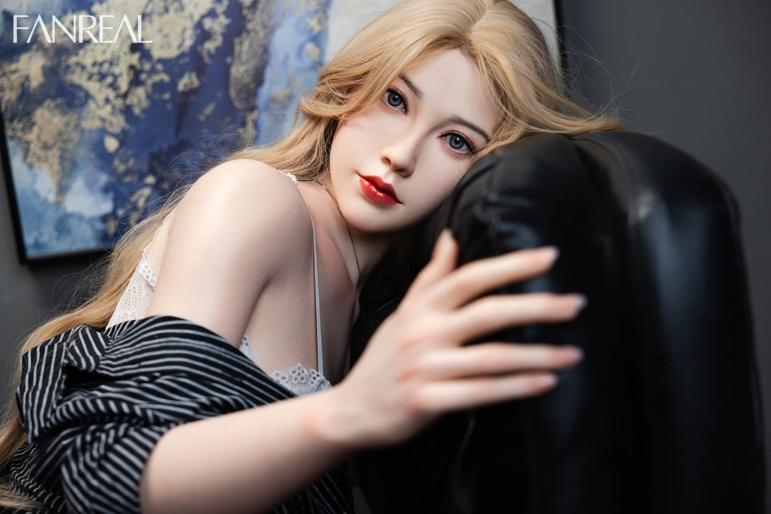 Vivi sexdukke (FanReal Doll 170 cm d-cup silikone)