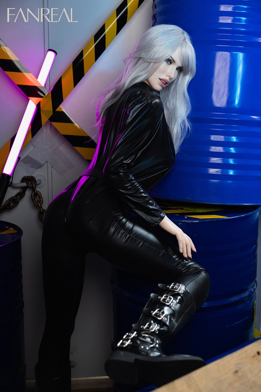 Kelly sexdukke (FanReal Doll 168 cm F-cup silikone)