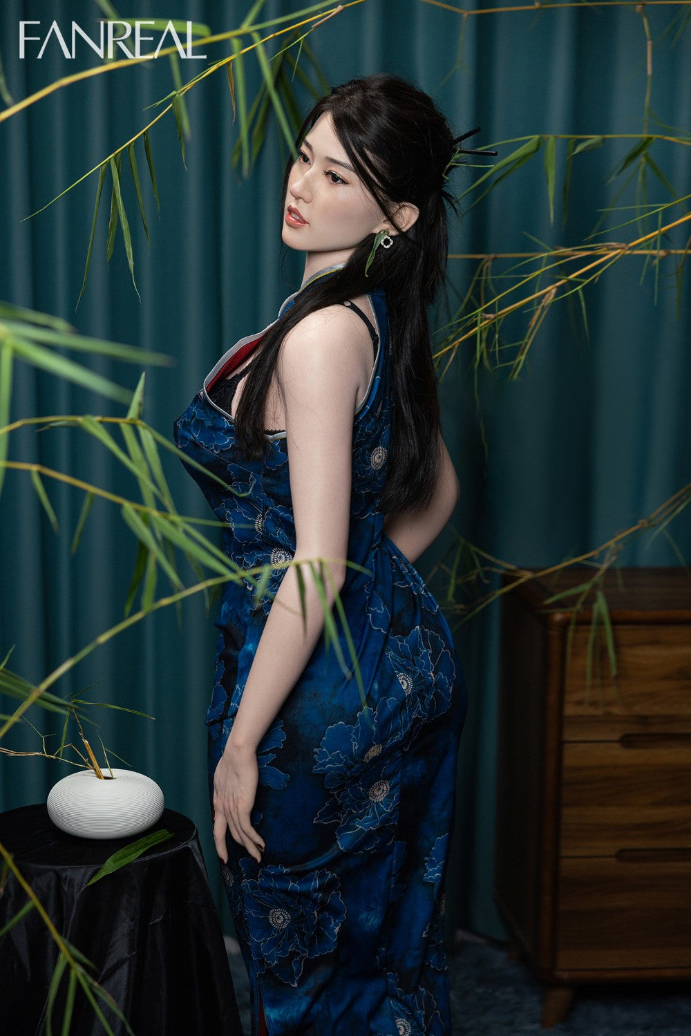 Faye sexdukke (FanReal Doll 170 cm G-cup silikone)