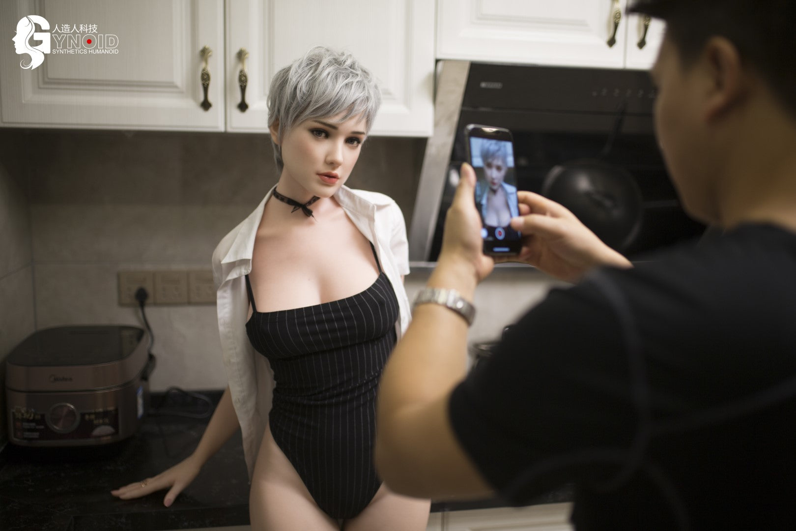 sexdukke Laura Model 11 (Gynoid Doll 162 cm e-cup silikone)