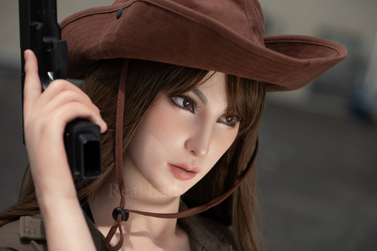 Catlin sexdukke (Real Lady 170 cm C-cup P23 silikone)