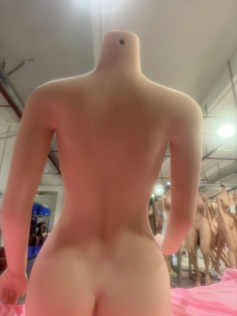 Sarah sexdukke (Starpery 169 cm C-cup S-TPE+silikone) EXPRESS OUTLET