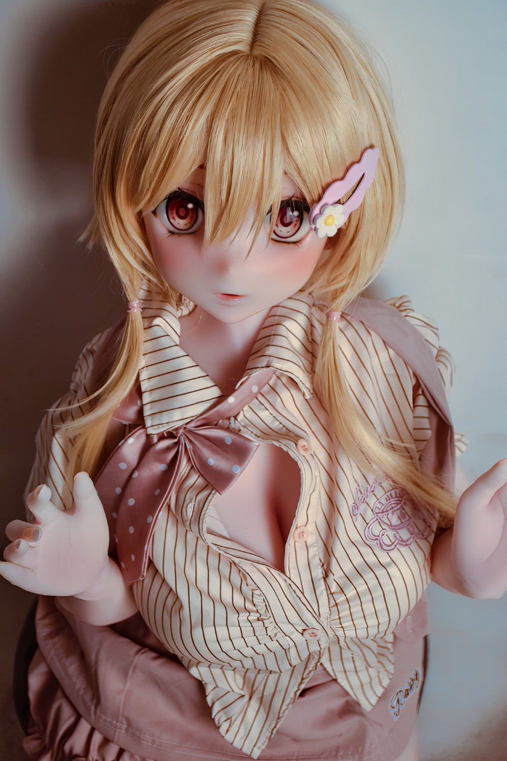 Yokotani Yukiko sexdukke (Elsa Babe 140 cm D-cup ROW007 silikone)