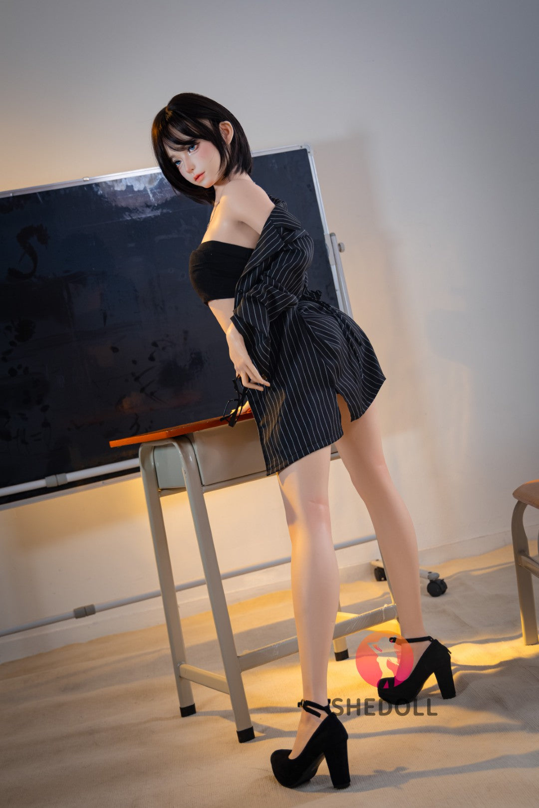 Lina sexdukke (SHEDOLL 152 cm a-cup #SH200 2.0 silikone)
