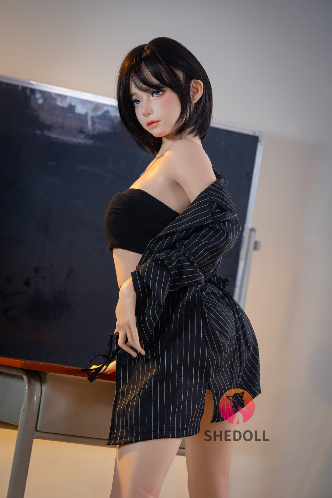 Lina sexdukke (SHEDOLL 152 cm a-cup #SH200 2.0 silikone)