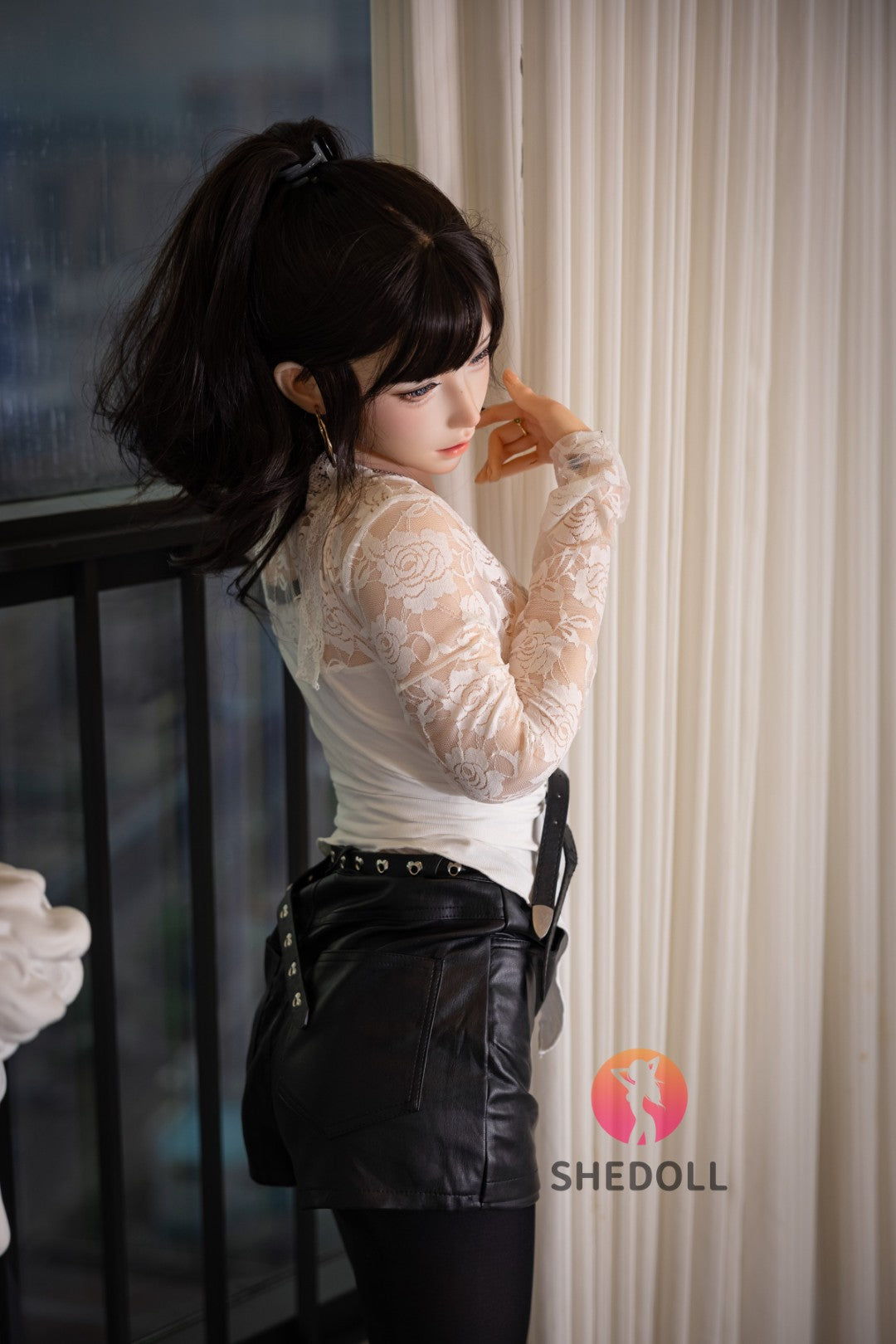 Lina sexdukke (SHEDOLL 152 cm A-cup #SH202 2.0 silikone)