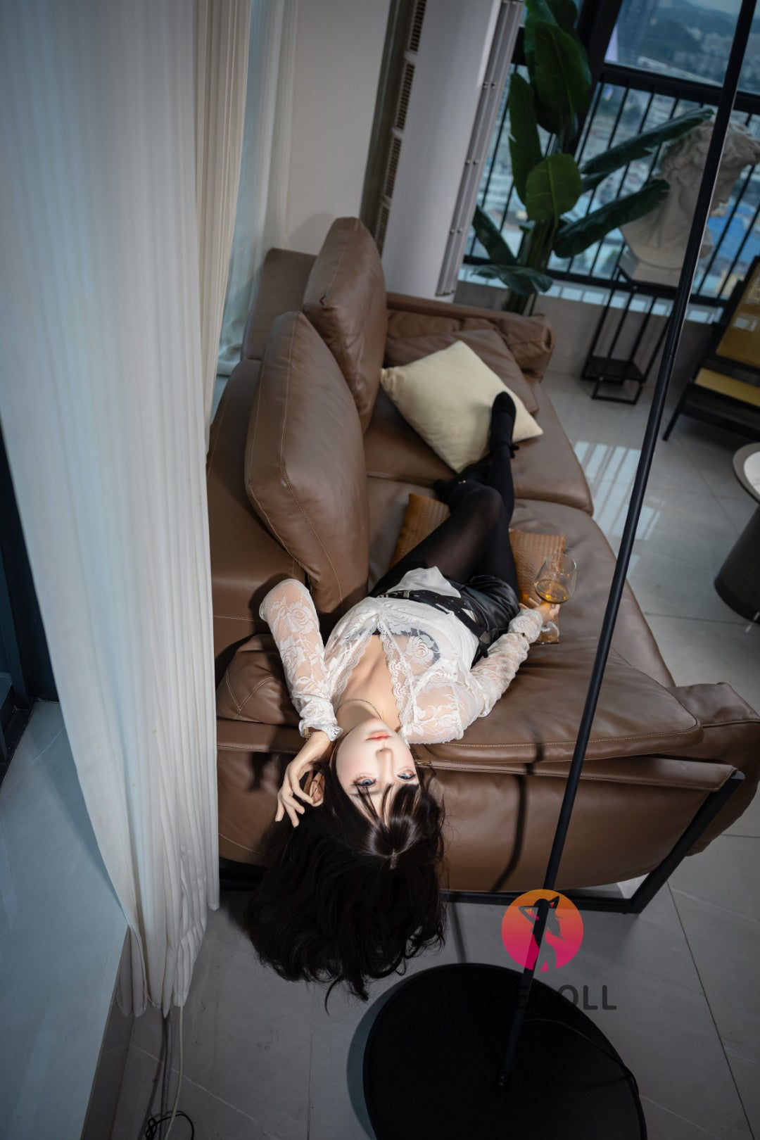 Lina sexdukke (SHEDOLL 152 cm A-cup #SH202 2.0 silikone)