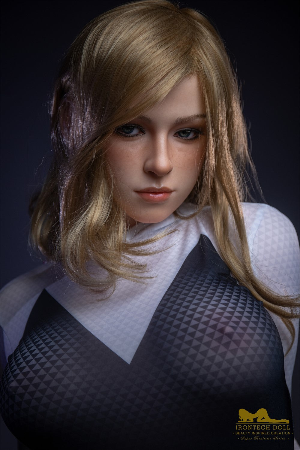 Gwen sexdukke (Irontech Doll 167 cm e-cup S38 silikone)