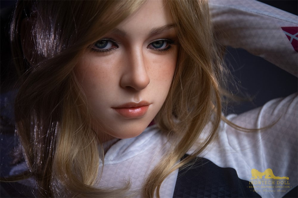 Gwen sexdukke (Irontech Doll 167 cm e-cup S38 silikone)