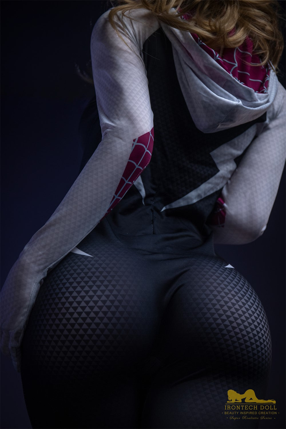 Gwen sexdukke (Irontech Doll 167 cm e-cup S38 silikone)
