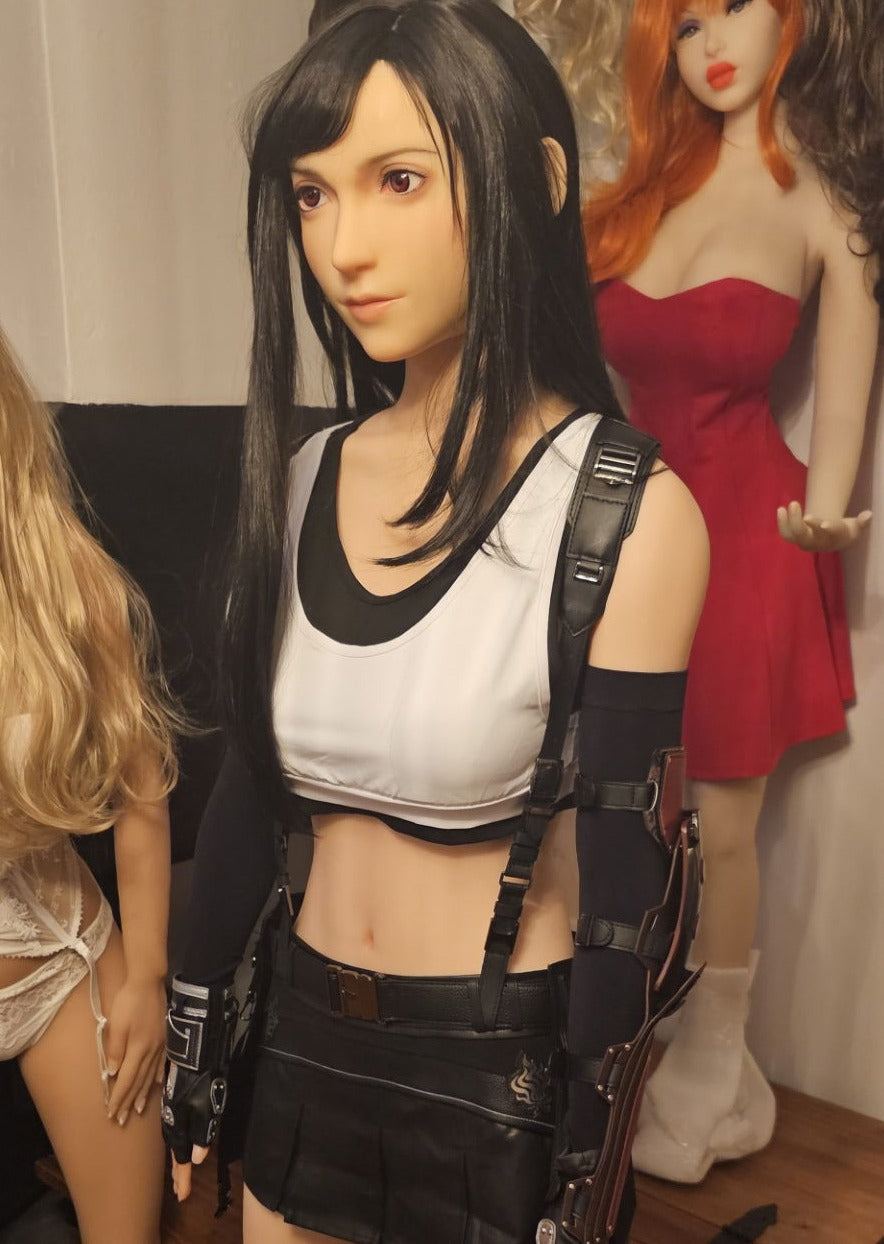 Tifa sexdukke (Game Lady 168 cm E-cup nr. 15 silikone)