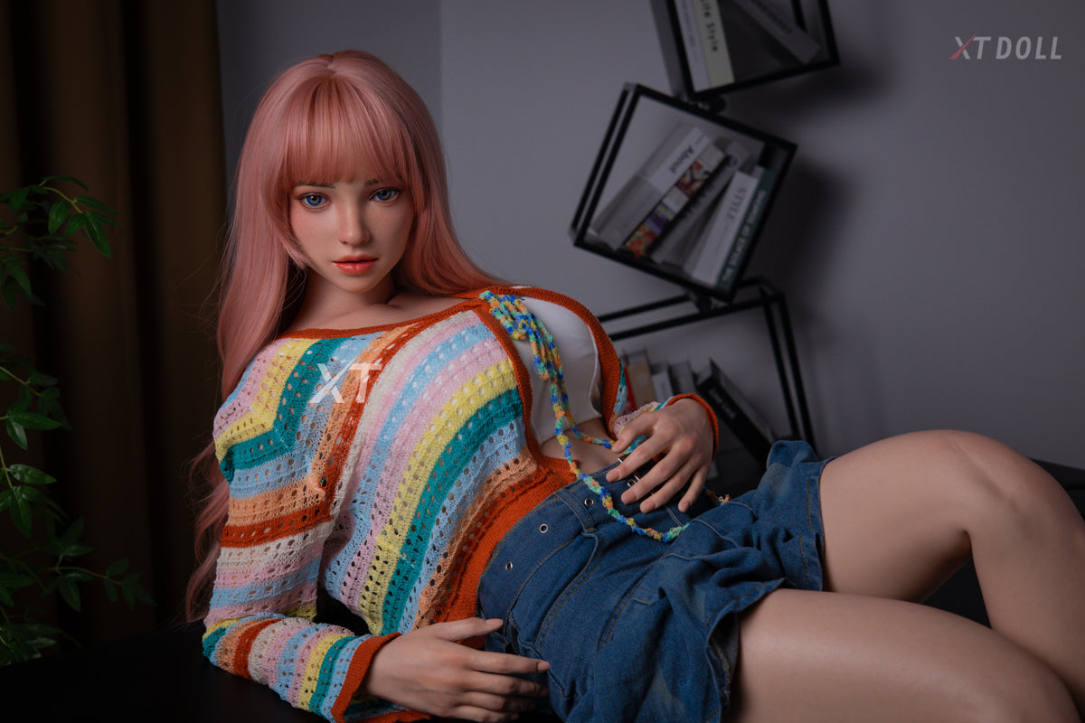 Sophia sexdukke (XT Doll 165 cm E-cup #XT-5 silikone)