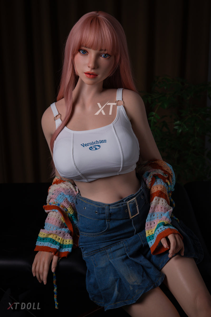 Sophia sexdukke (XT Doll 165 cm e-cup #XT-5 silikone)