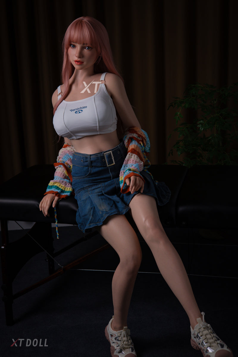 Sophia sexdukke (XT Doll 165 cm E-cup #XT-5 silikone)