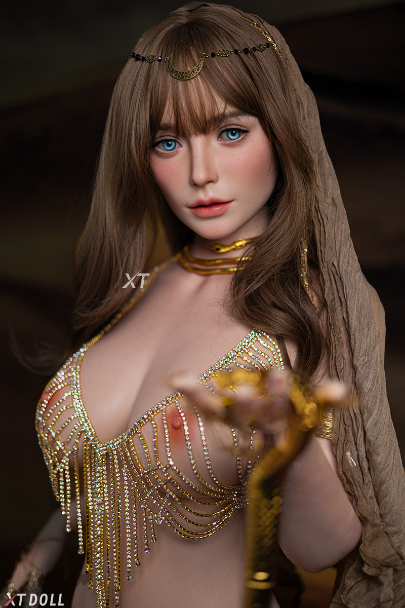 Olivia sexdukke (XT Doll 165 cm E-cup #XT-2-D silikone)
