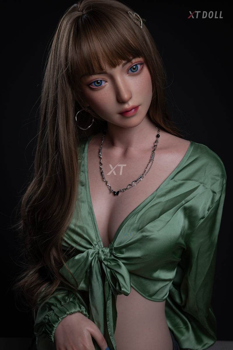 Flora sexdukke (XT Doll 164 cm c-cup #XT-S1-B silikone)