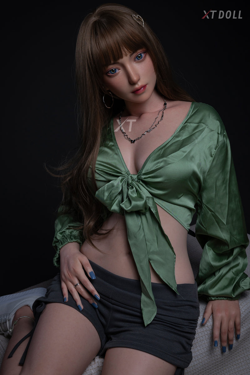 Flora sexdukke (XT Doll 164 cm c-cup #XT-S1-B silikone)