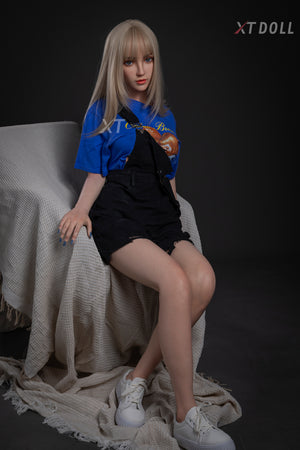 Lisa sexdukke (XT Doll 164 cm c-cup #XT-23 silikone)