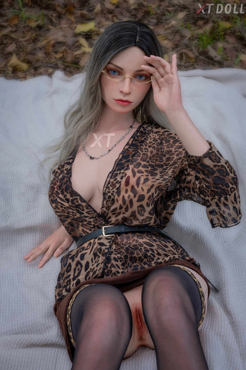 Melanie sexdukke (XT Doll 165 cm E-cup #XT-15-B silikone)
