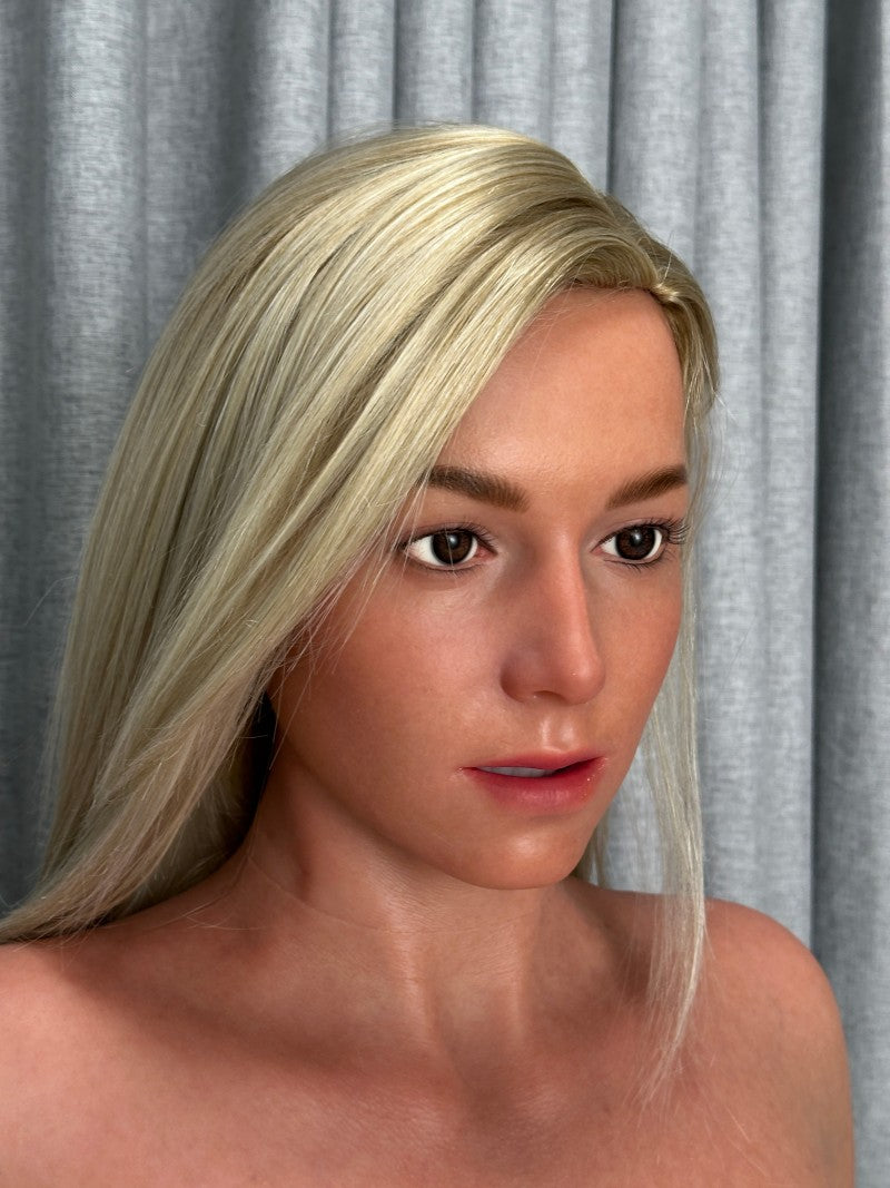 Gwen sexdukke (Zelex 169 cm C-cup ZFE01-2 Fusion silikone)