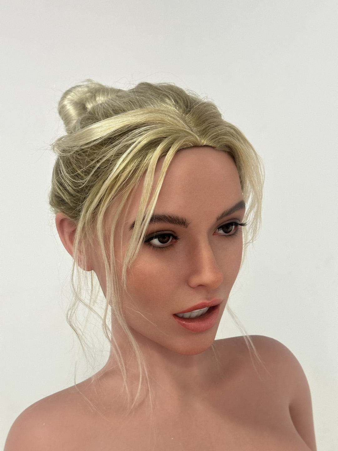 Emma sexdukke (Zelex 163 cm E-cup ZXE217-3 SLE silikone)