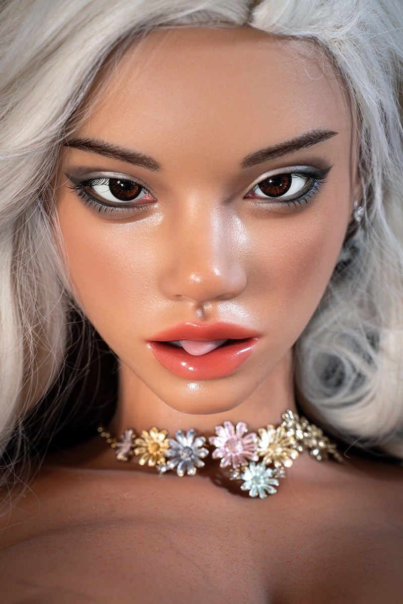 Rihanna sexdukke (FUDoll 162 cm F-cup silikone)