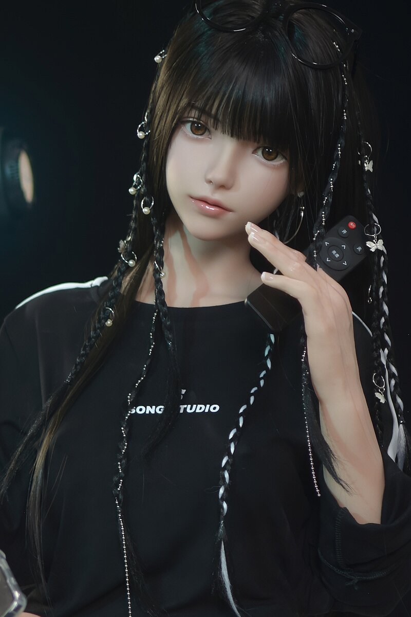 Xiaolu sexdukke (FUDoll 150cm B-cup silikone)