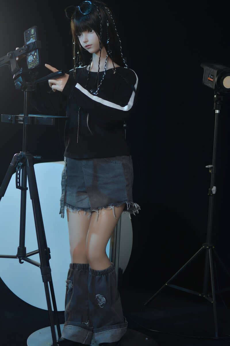 Xiaolu sexdukke (FUDoll 150cm B-cup silikone)