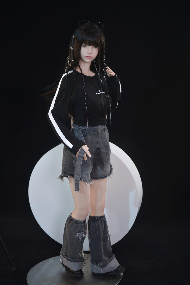 Xiaolu sexdukke (FUDoll 150cm B-cup silikone)