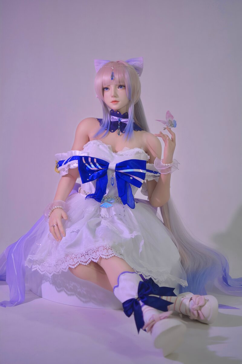 Lisa sexdukke (FUDoll 161cm D-cup #J002 silikone)
