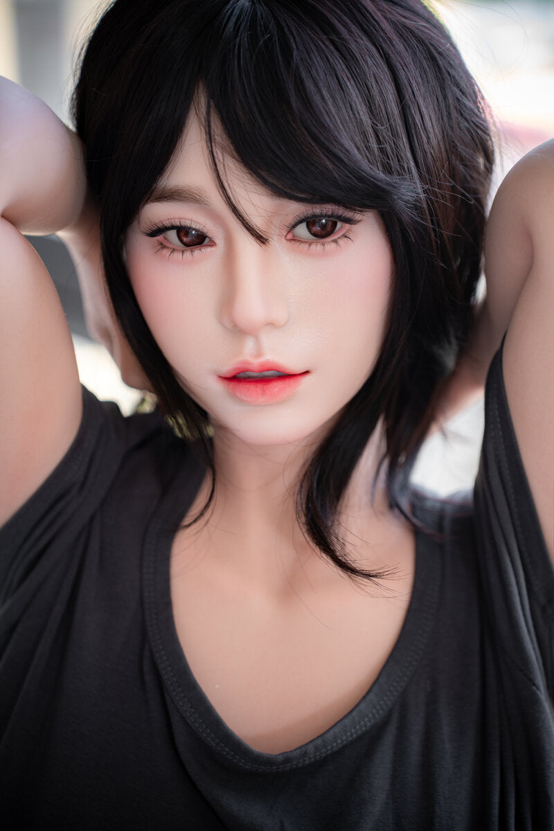 Nia sexdukke (FUDoll 168cm I-cup silikone)