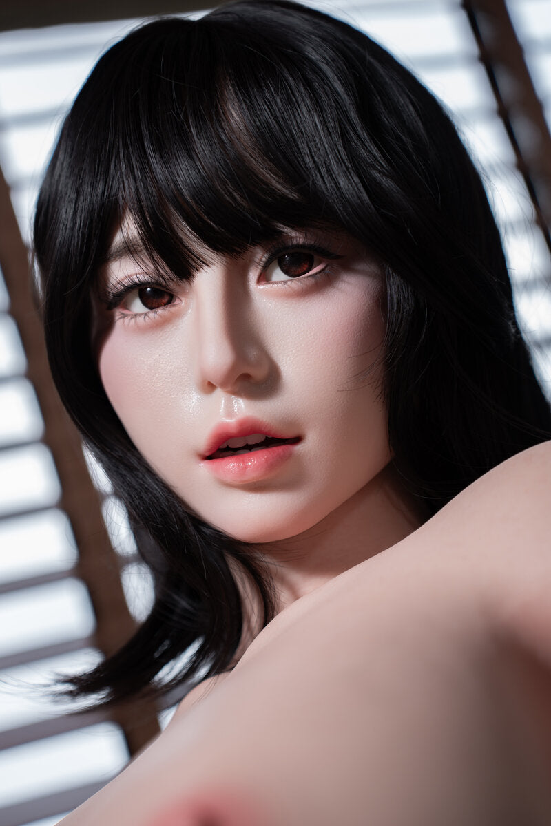 Nia sexdukke (FUDoll 168cm I-cup silikone)