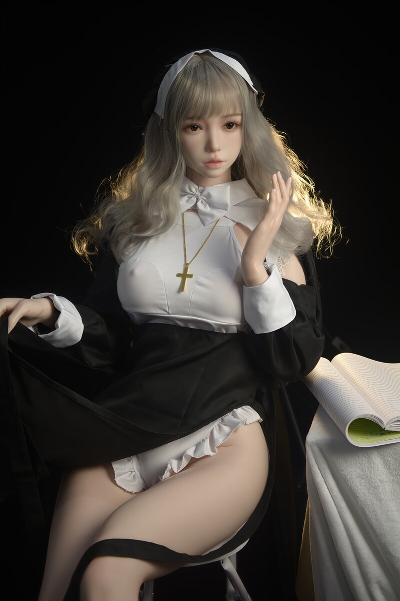 Naiai sexdukke (FUDoll 169 cm D-cup silikone)