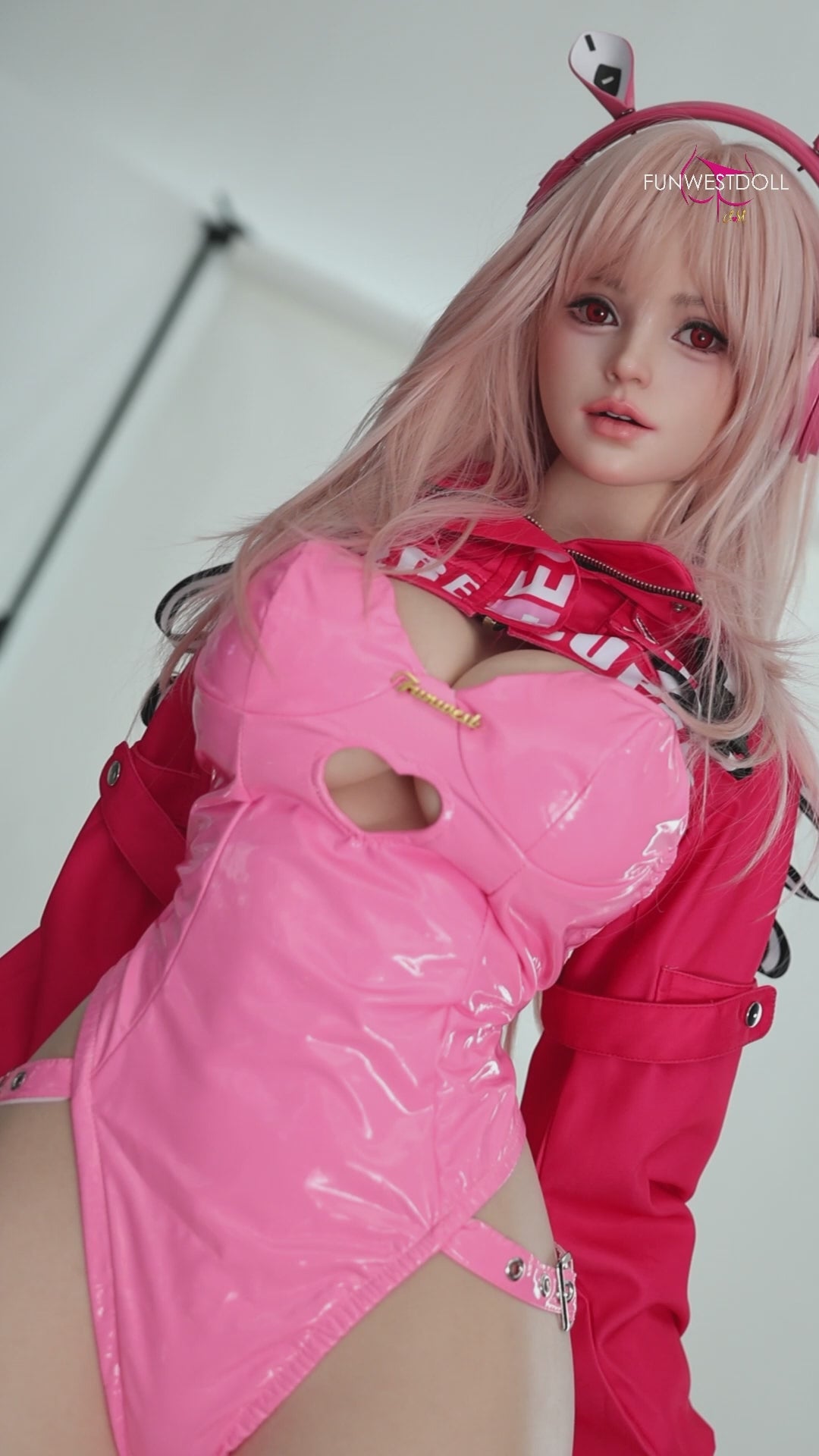 Lily sexdukke (FunWest Doll 157 cm G-cup #036SJ RST silikone)