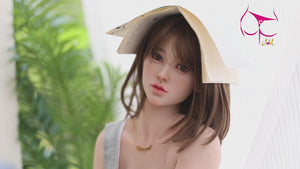 Lucy sexdukke (FunWest Doll 159 cm A-Cup #032S Silikone)