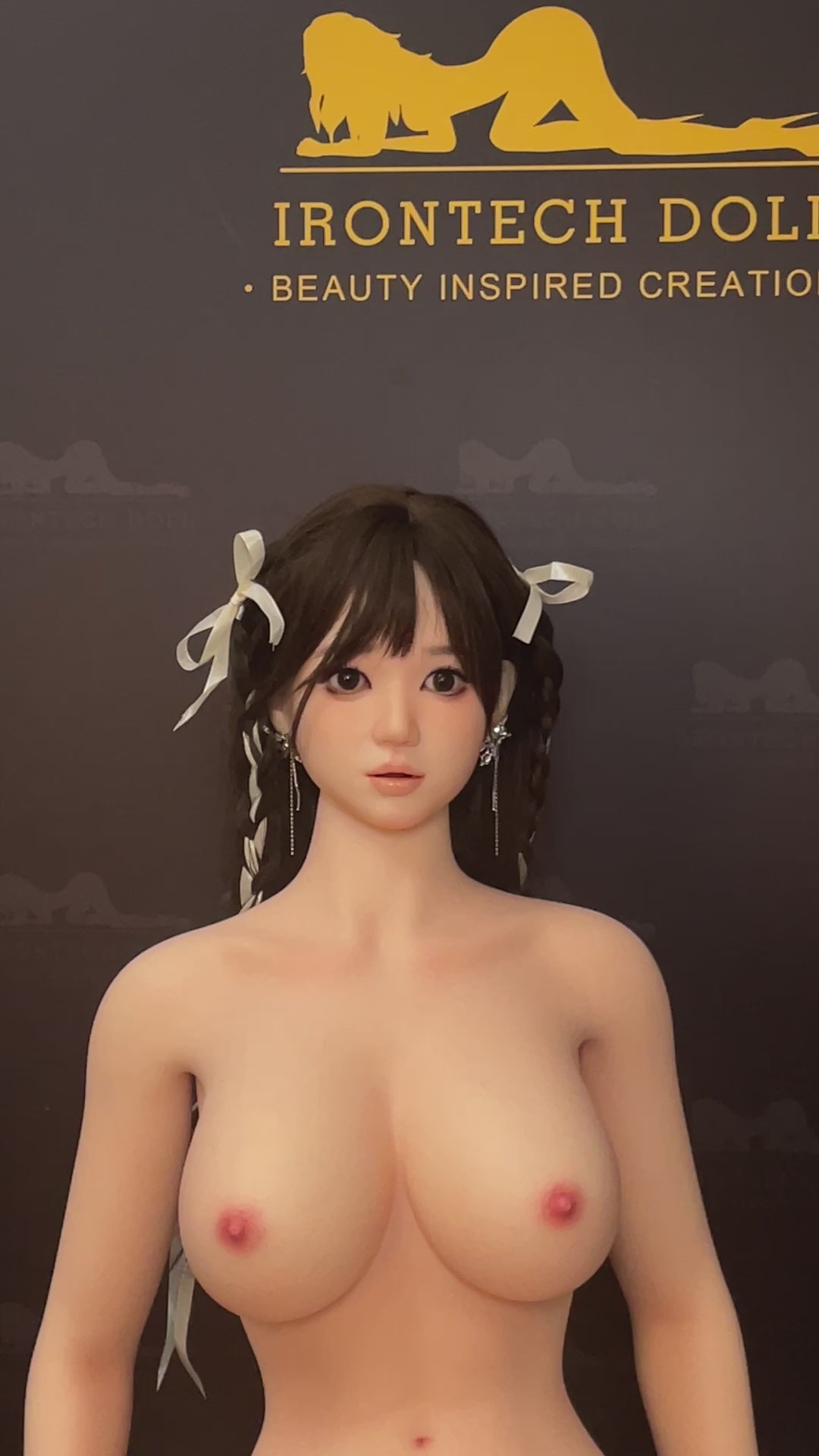 Ni sexdukke (Irontech Doll 158 cm E-cup T3-3 silikone)