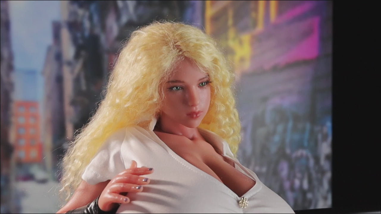 Chase sexdukke (Climax Doll Mini 70 cm S-cup TPE)