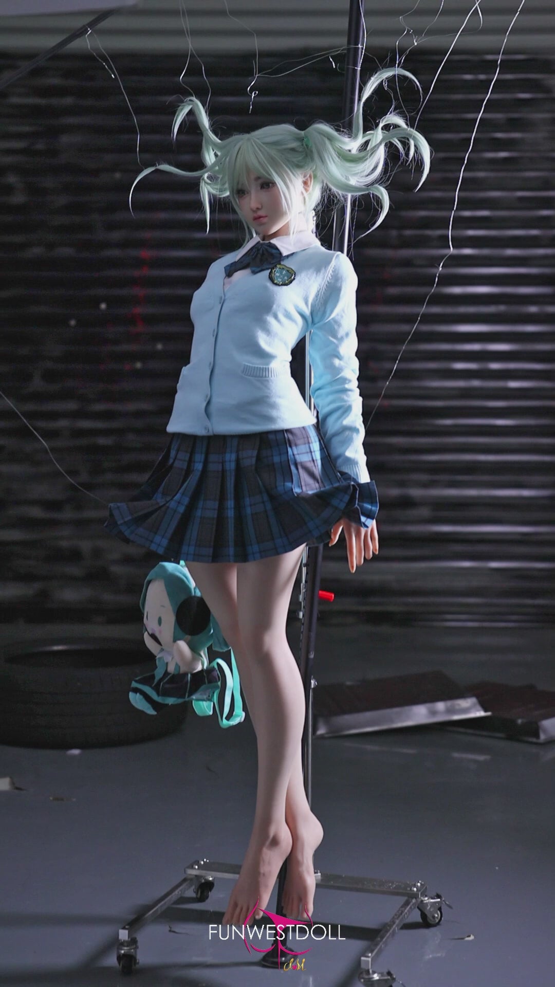 Hatsune Miko sexdukke (FunWest Doll 159 cm a-cup #041S silikone)