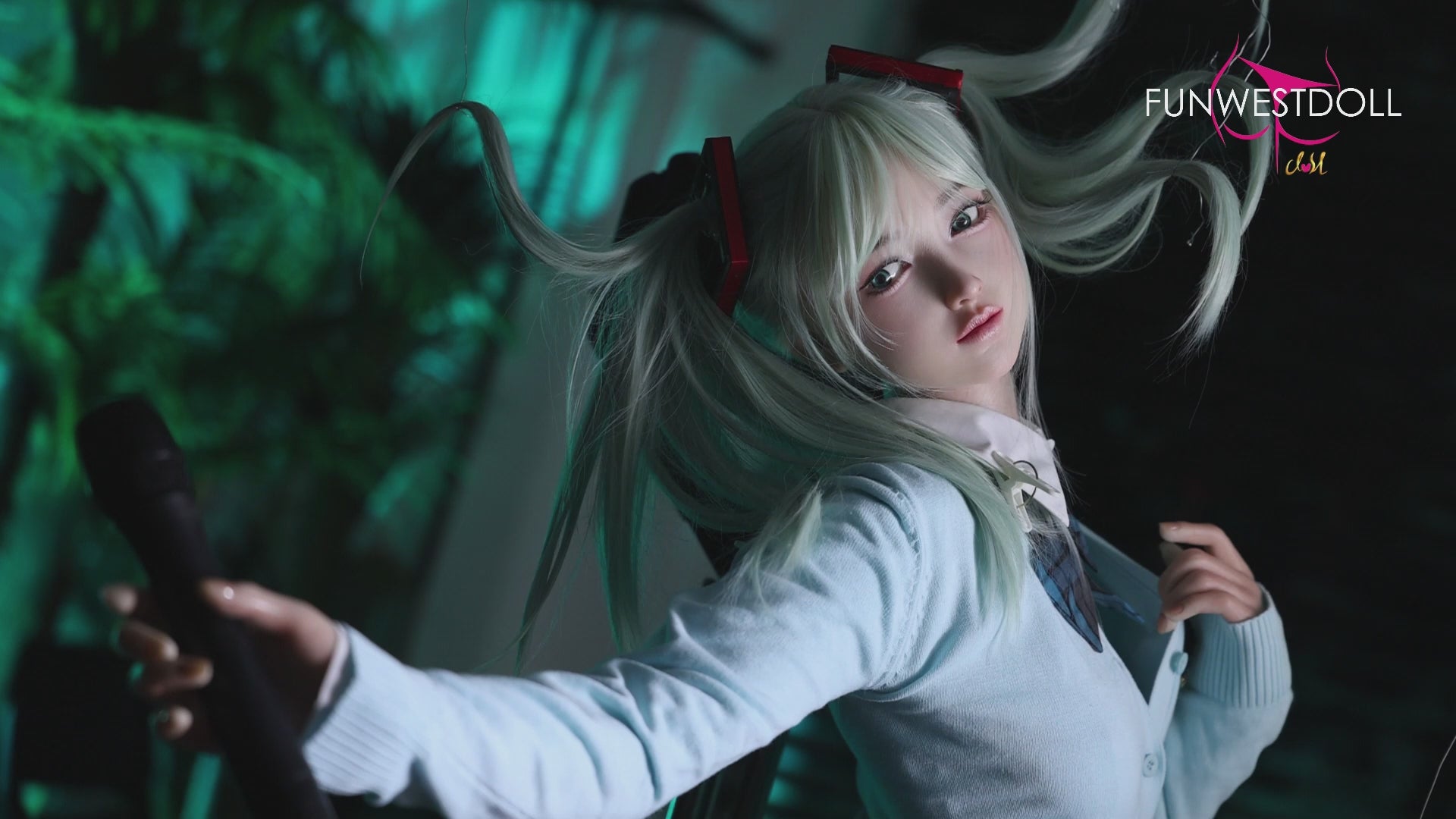 Hatsune Miko sexdukke (FunWest Doll 159 cm a-cup #041S silikone)