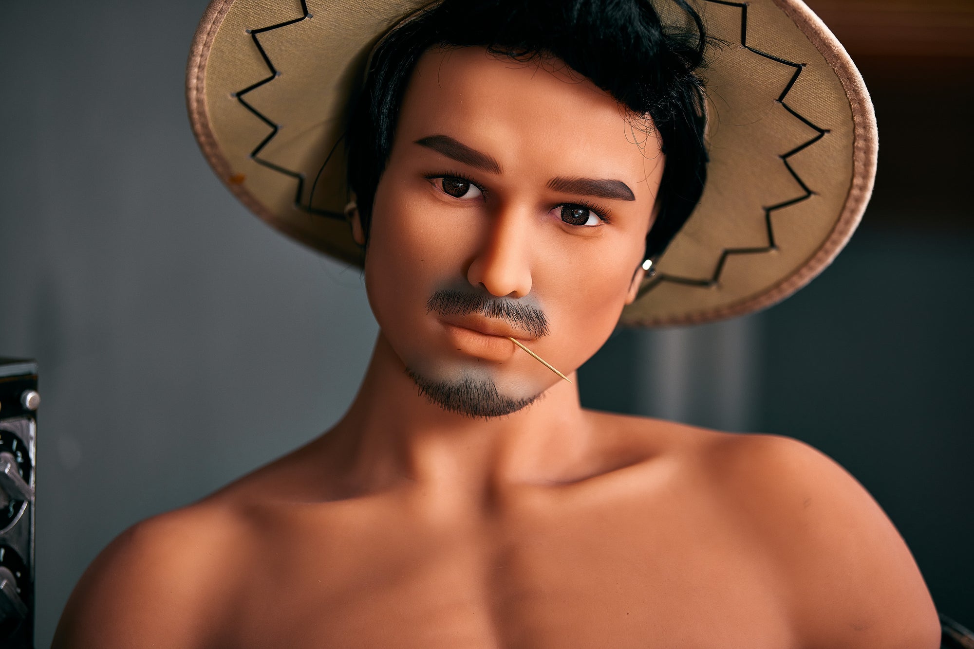 Kelvin mandlige overkropp sexdukke (Irontech Doll 100 cm #203 TPE)