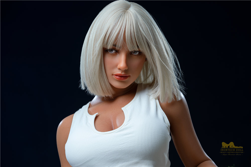 Steffi sexdukke (Irontech Doll 164 cm E-cup S17 silikone)