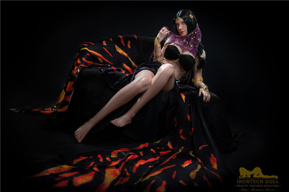 Kitty sexdukke (Irontech Doll 166 cm C-cup P32 silikone)