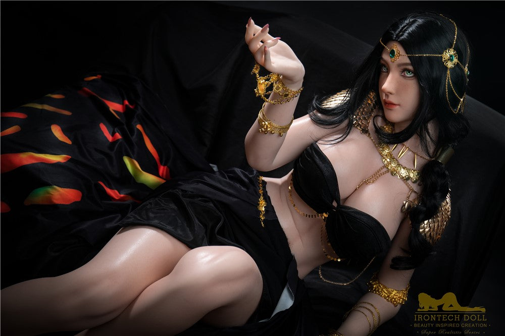 Kitty sexdukke (Irontech Doll 166 cm c-cup S32 silikone)
