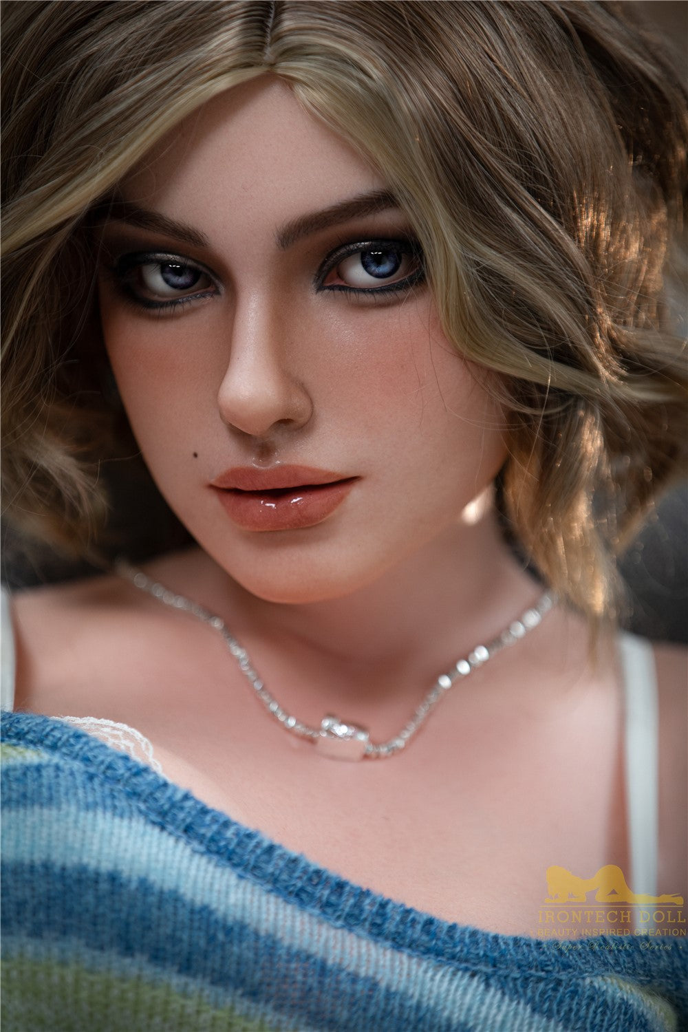 Lotta sexdukke (Irontech Doll 152 cm A-cup S17 silikone)