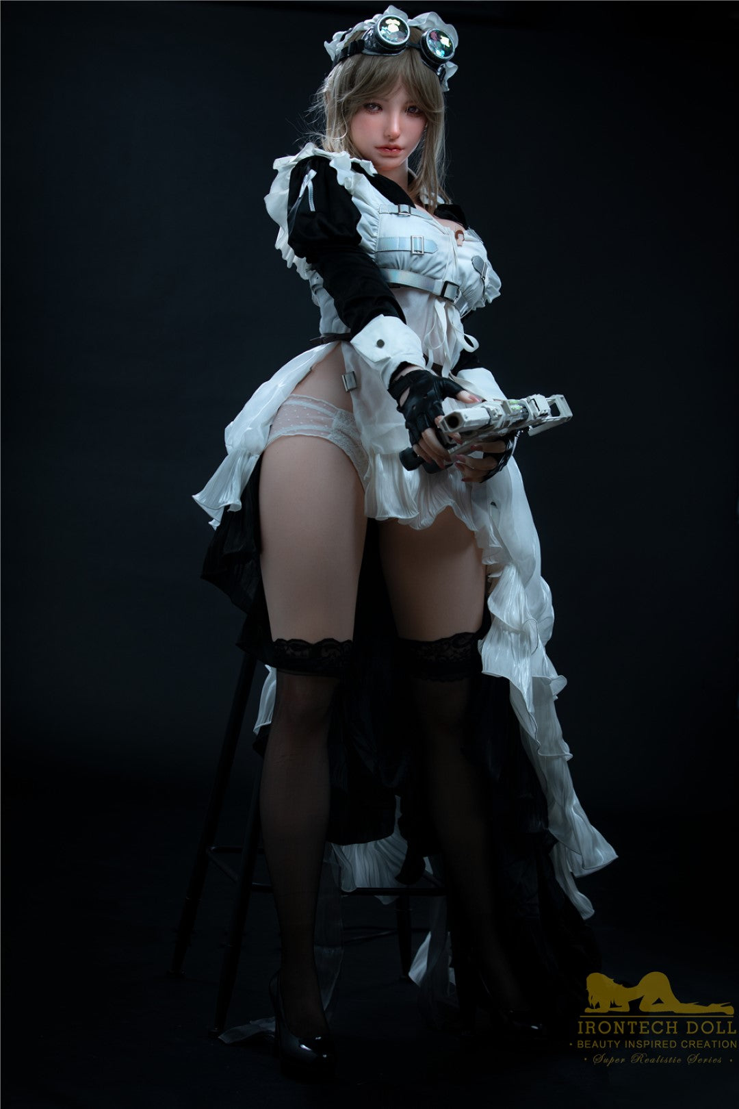 Cynthia sexdukke (Irontech Doll 165 cm f-cup S15 silikone)