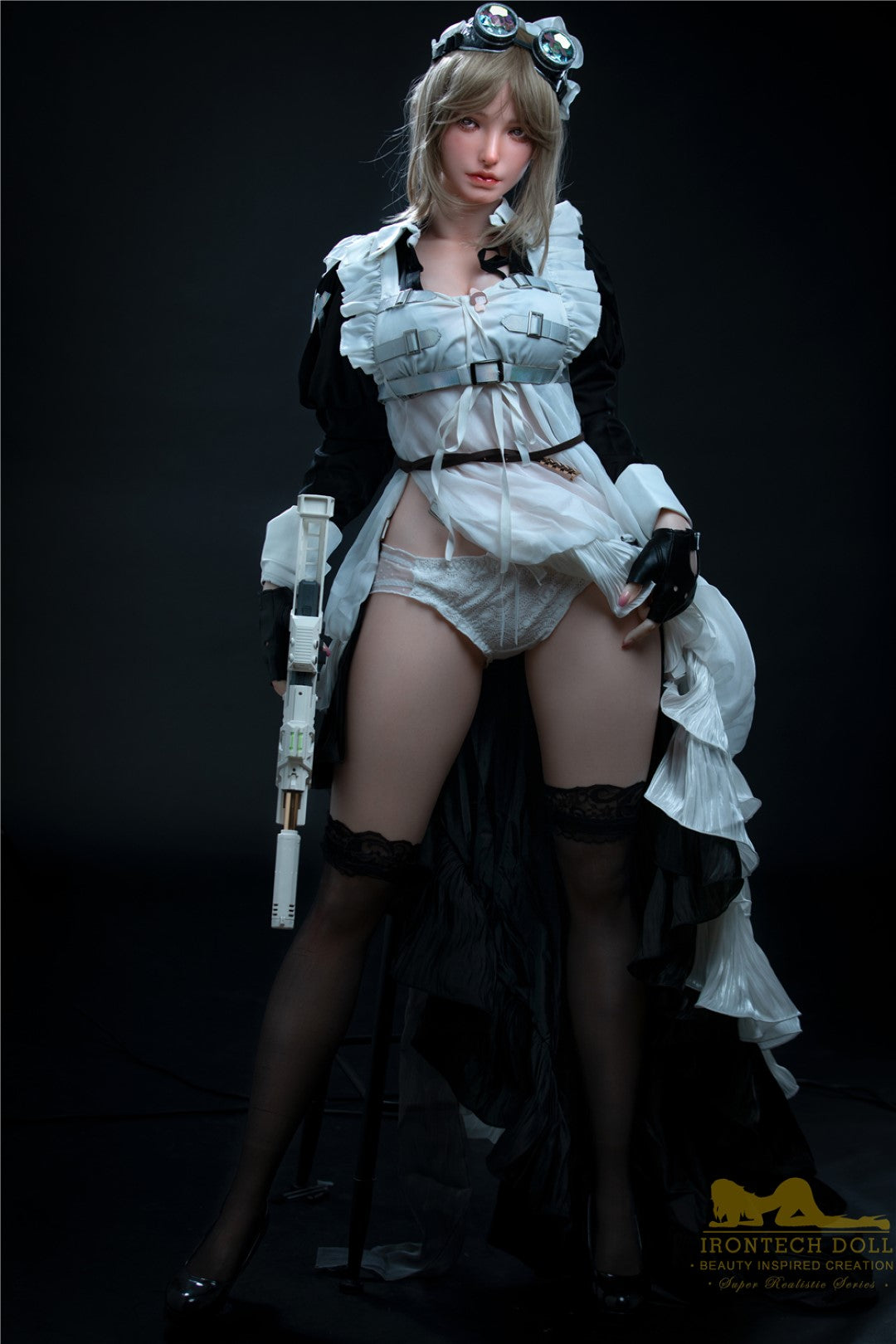 Cynthia sexdukke (Irontech Doll 165 cm f-cup S15 silikone)