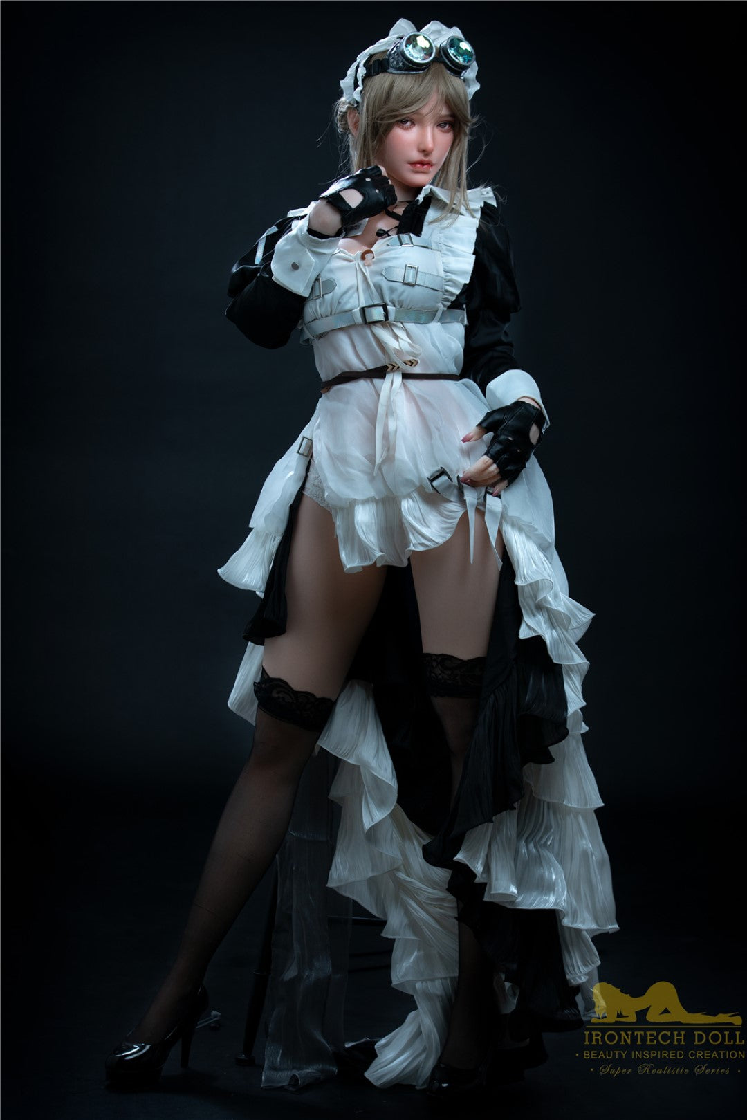 Cynthia sexdukke (Irontech Doll 165 cm f-cup S15 silikone)