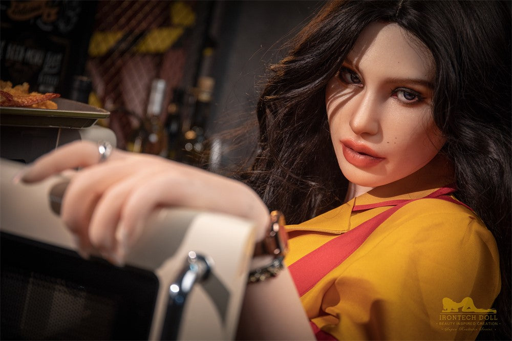 Jackie sexdukke (Irontech Doll 164 cm e-cup S19 silikone)