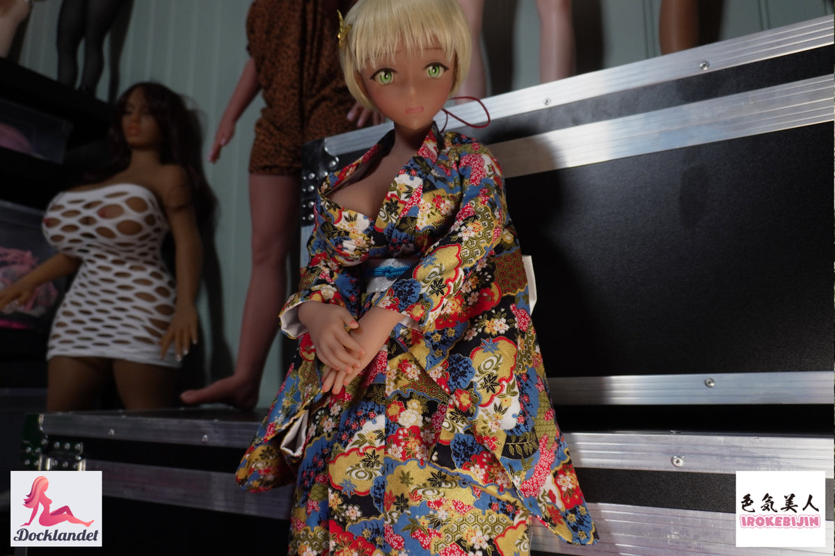 Shiori sexdukke (Irokebijin 80 cm F-cup TPE) EXPRESS